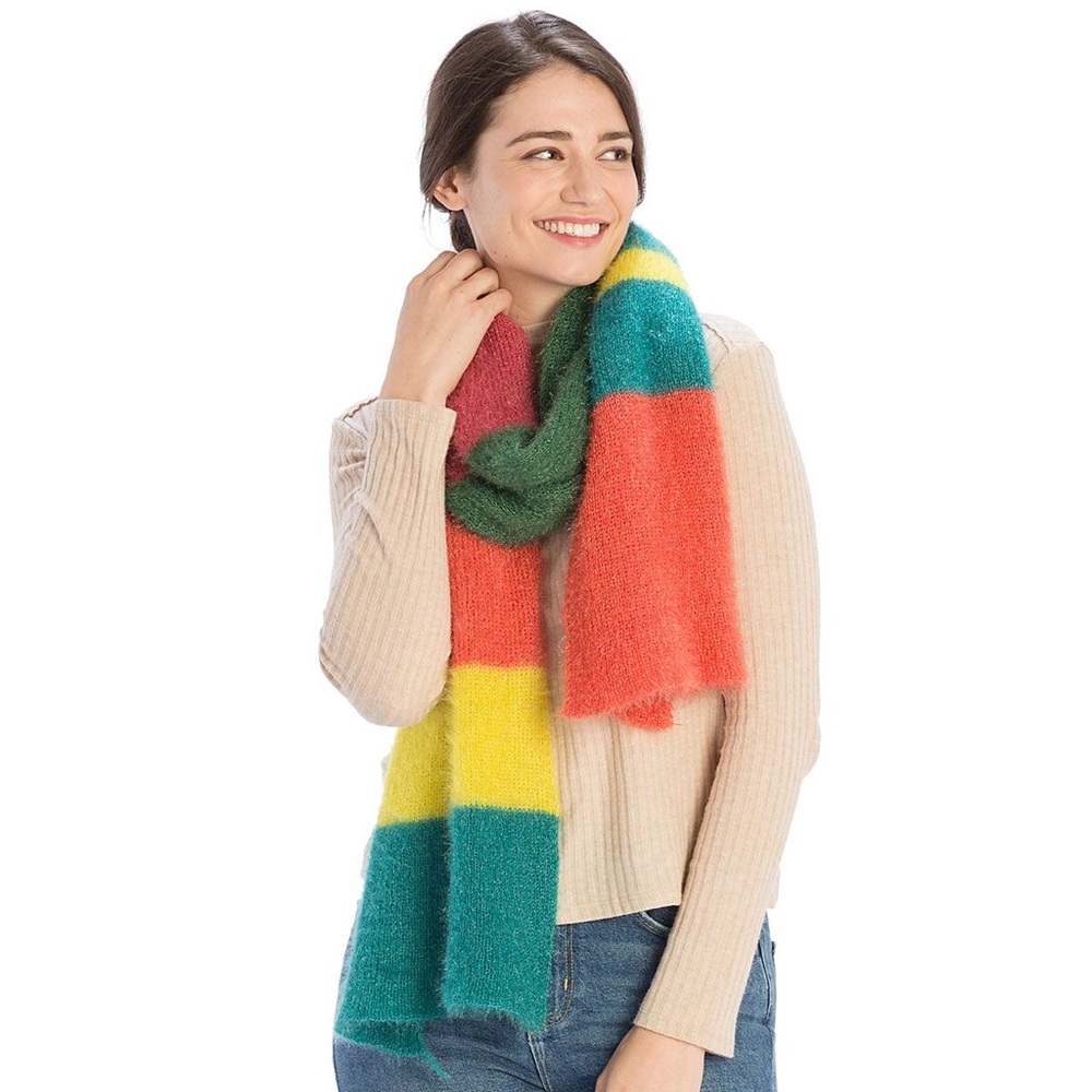 SOLD❣️🗼NEW! Rainbow print scarf 🌈